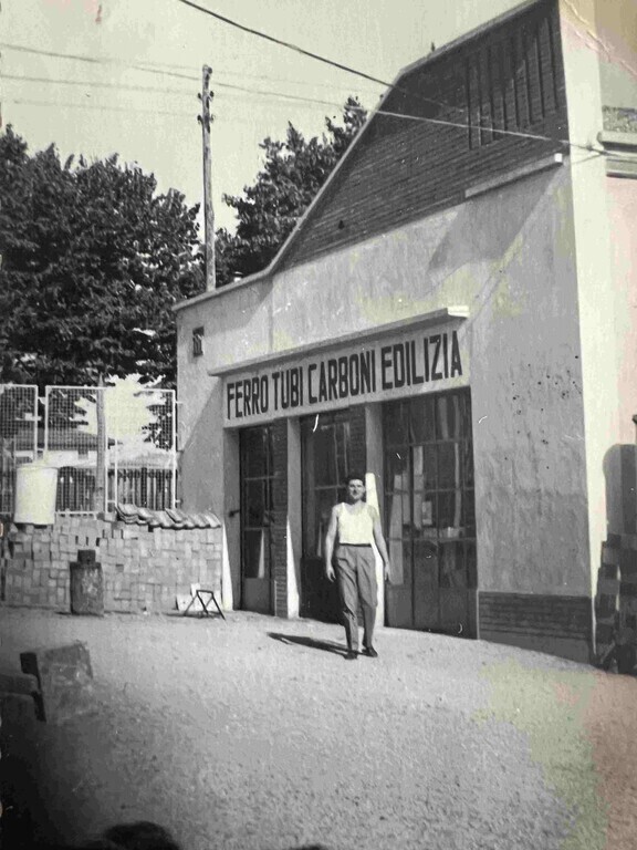 Ferro Tubi Carboni Edilizia - storico